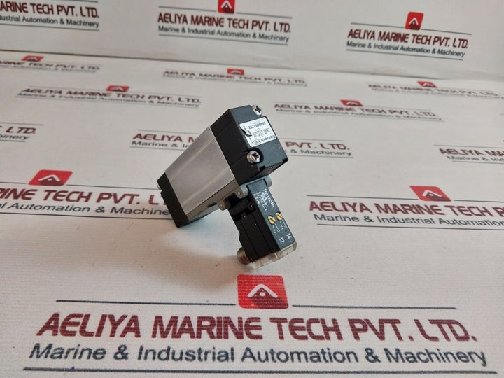 Rexroth 0820051752 Solenoid Valve 24Vdc