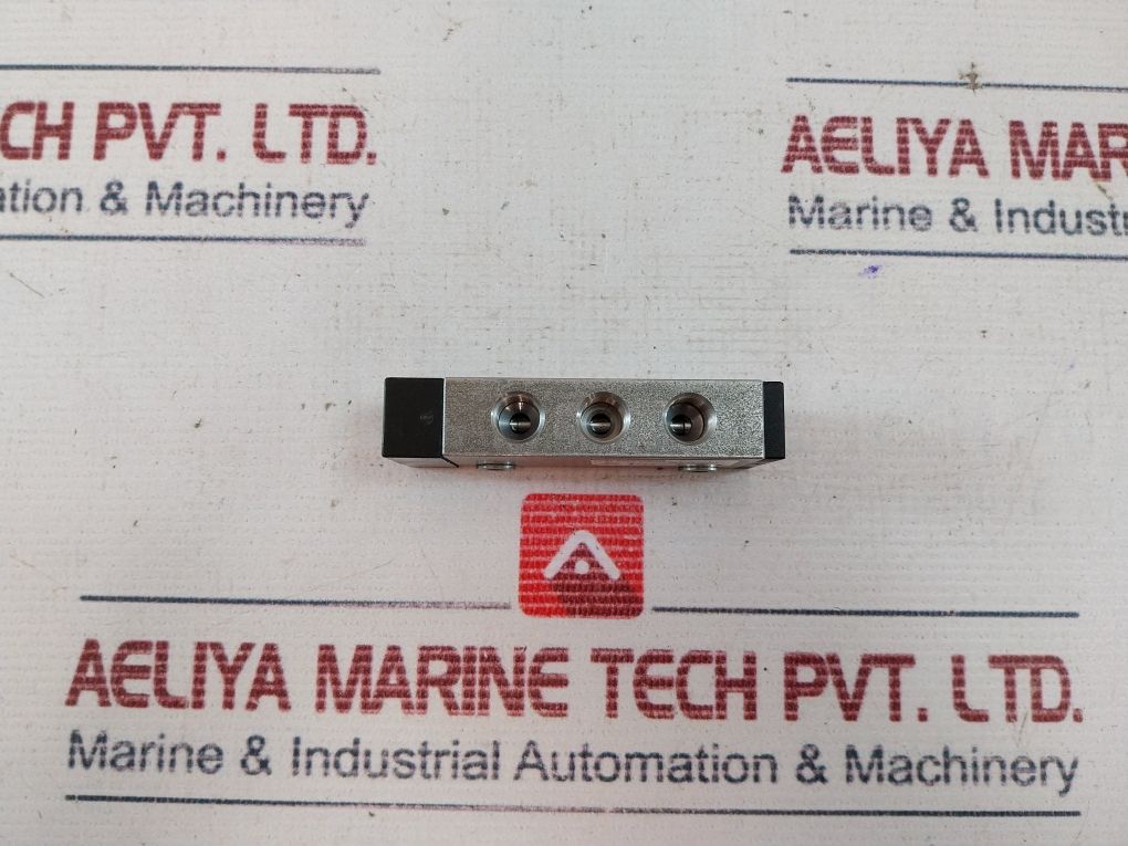 Rexroth 0820 204 003 5/2 Way Valve