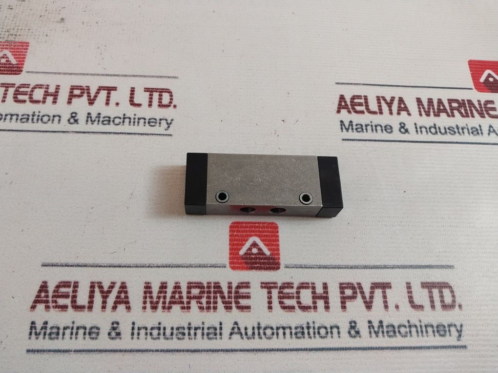 Rexroth 0820 205 003 5/2 Way Air Pilot Valve