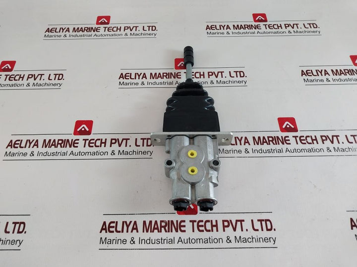 Rexroth 1-2Th6 L 06-10/M01 Pilot Control Unit