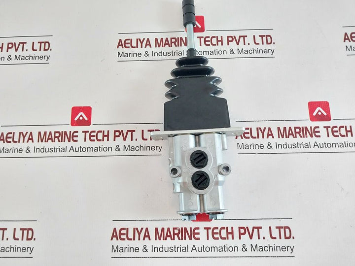 Rexroth 1-2Th6 L 06-10/M01 Pilot Control Unit