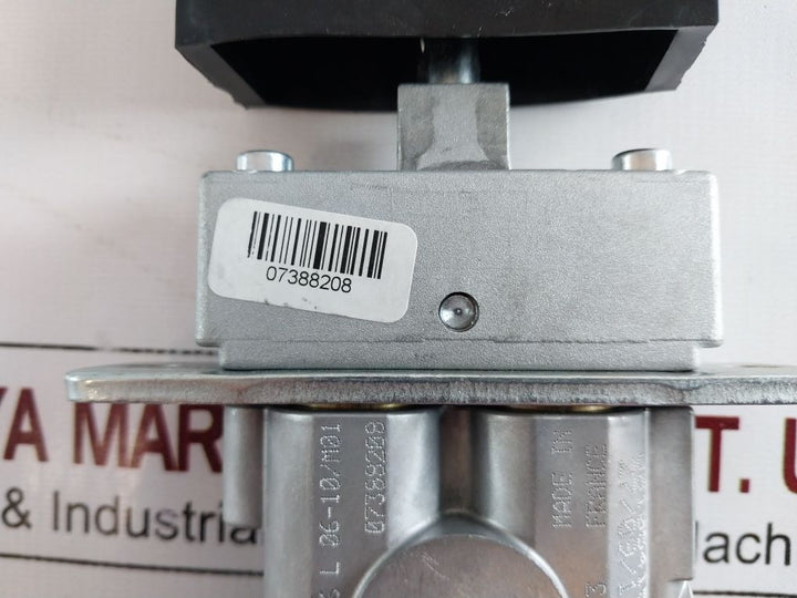 Rexroth 1-2Th6 L 06-10/M01 Pilot Control Unit