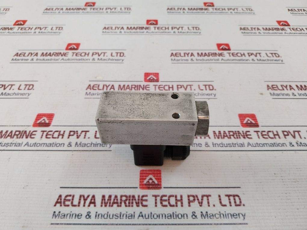 Rexroth 3410582000 Pressure Switch 30 Vdc/250Vac