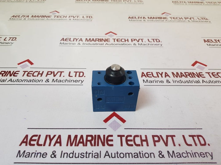 Rexroth 3630030010 Directional Control Valve 002 4997