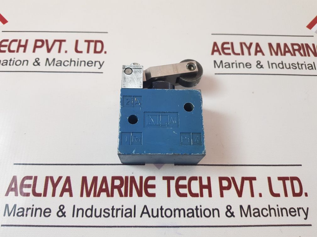 Rexroth 3630070000 Pneumatic Directional Valve With Roller
