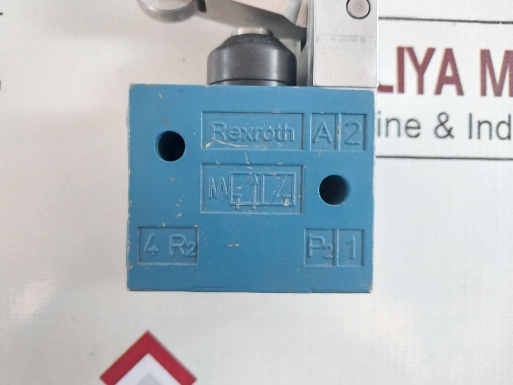 Rexroth 3630070010 Roller Lever Pneumatic Directional Valve