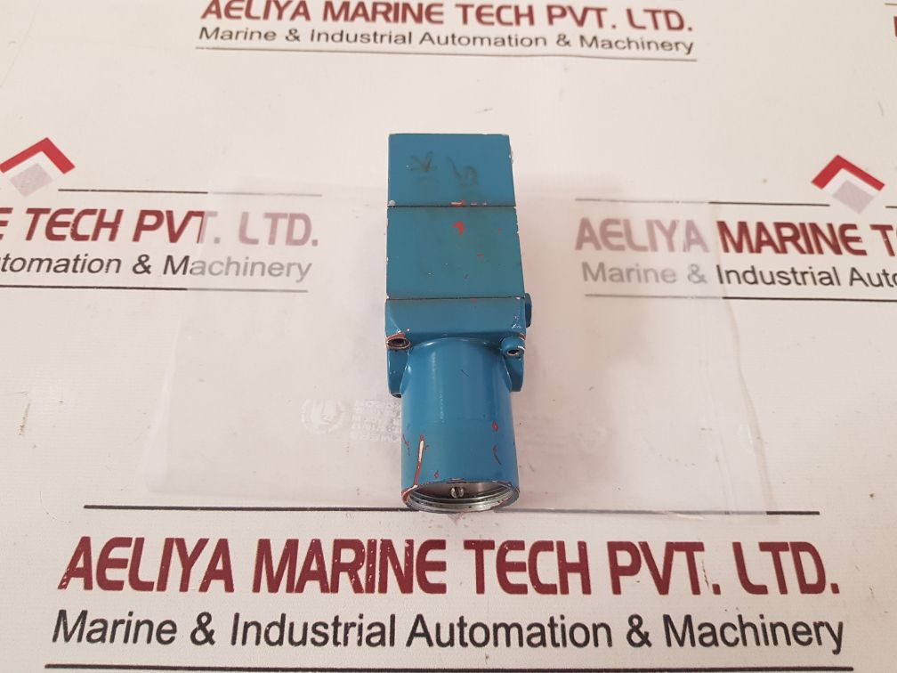 Rexroth 3712030000 Pneumatic Directional Valve 04W12