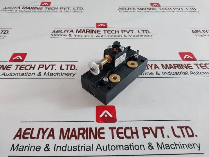 Rexroth 4633010000 Solenoid Valve Type: 463/301