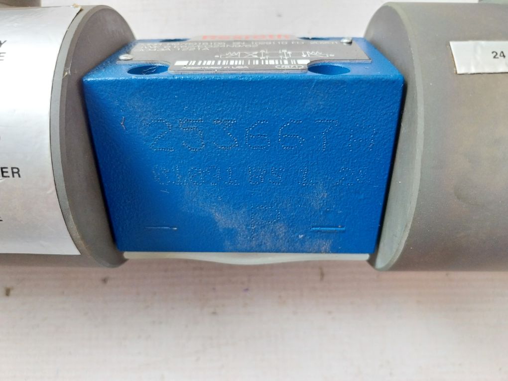 Rexroth 4We 6 E62/Eg24N9/62 Hydraulic Solenoid Valve D12-774E-29A