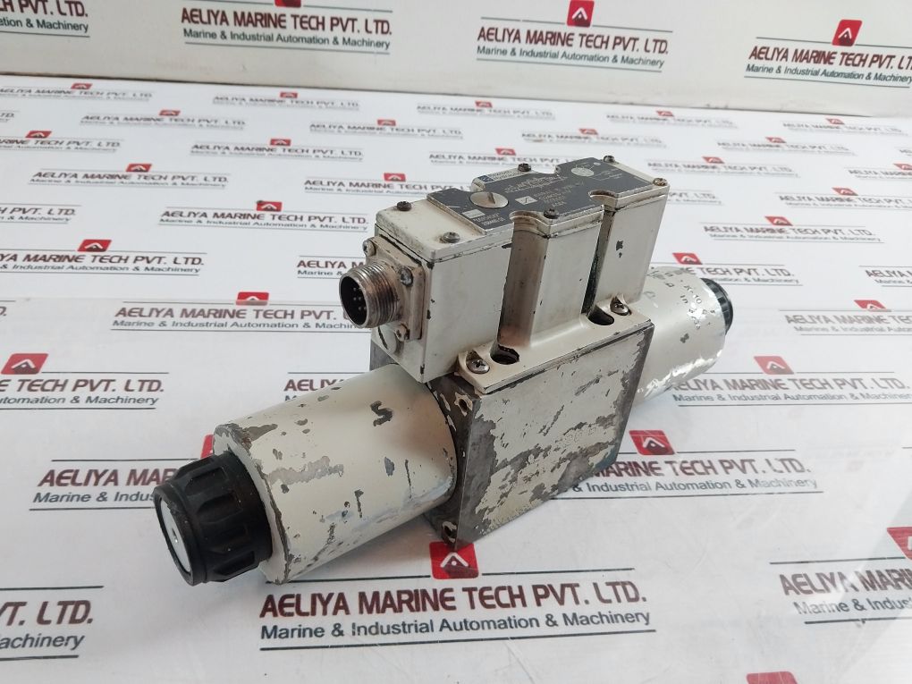 Rexroth 4Wrae 10 W30-21/G24K31/A1V Proportional Directional Valve 24V