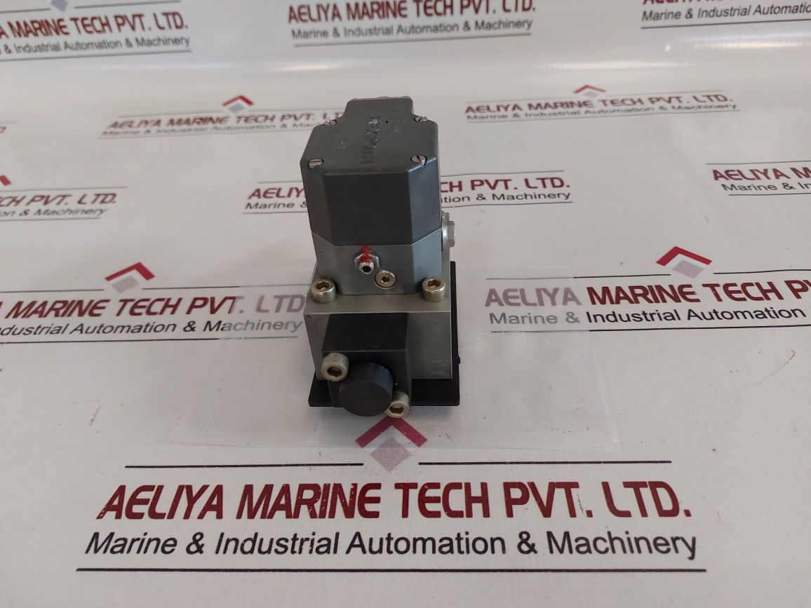 Rexroth 4Ws2Eb10-45/45B3Et40Z8Am Servo Valve P42