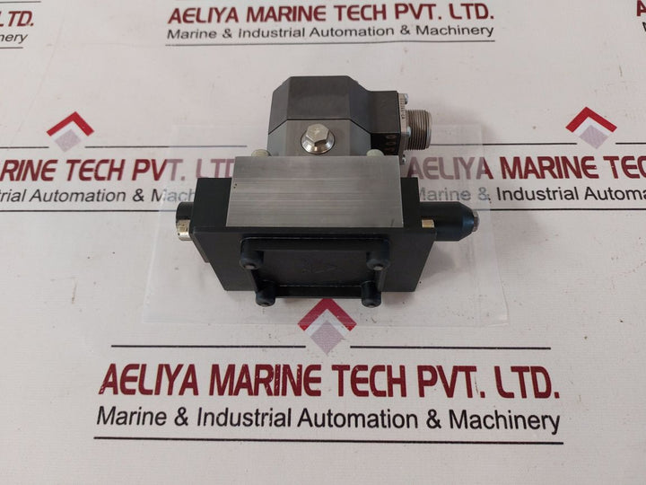 Rexroth 4Ws2Eb10-45/45B3Et40Z8Am Servo Valve