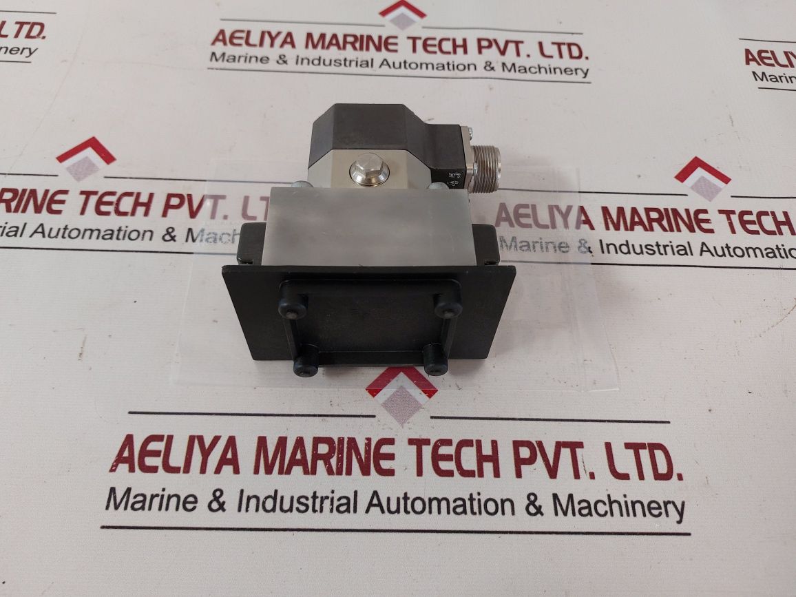 Rexroth 4Ws2Em10-45/45B2Et315K8Am Servo Valve