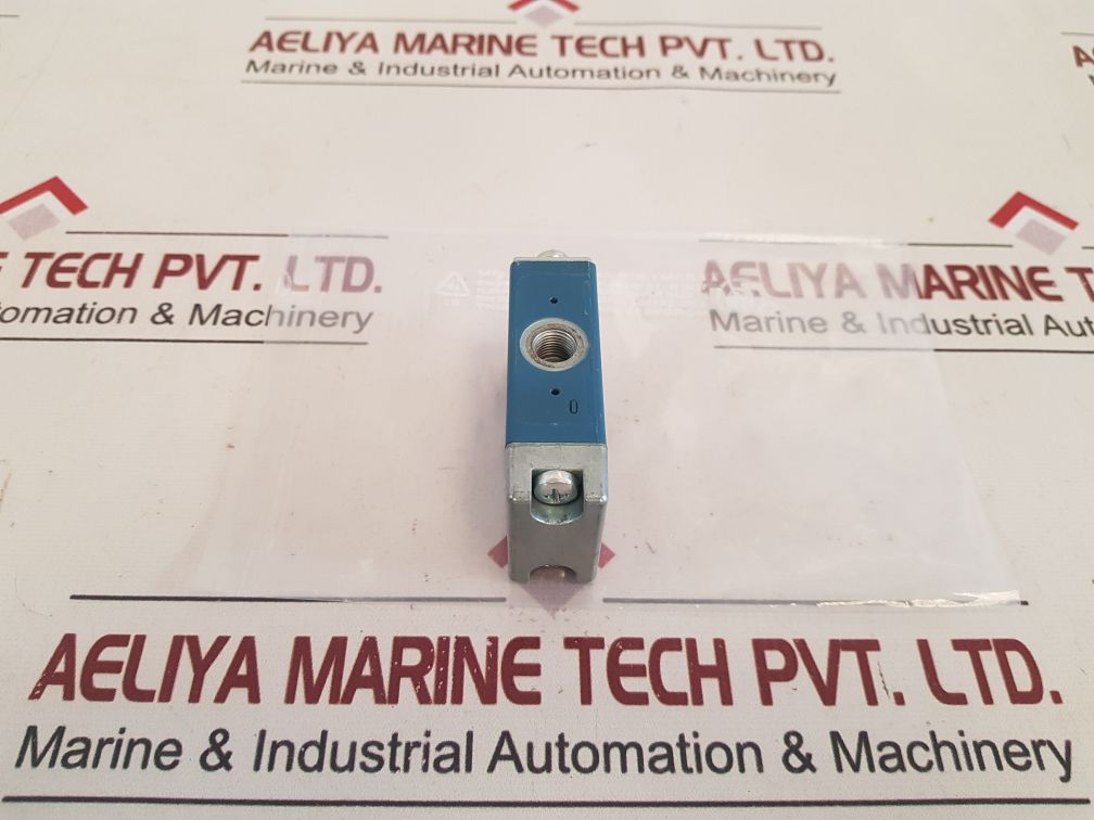 Rexroth 5630700000 Pneumatics Directioanl Valve