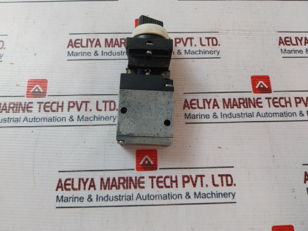 Rexroth 5634000100 Operated Solenoid Valve 12W38