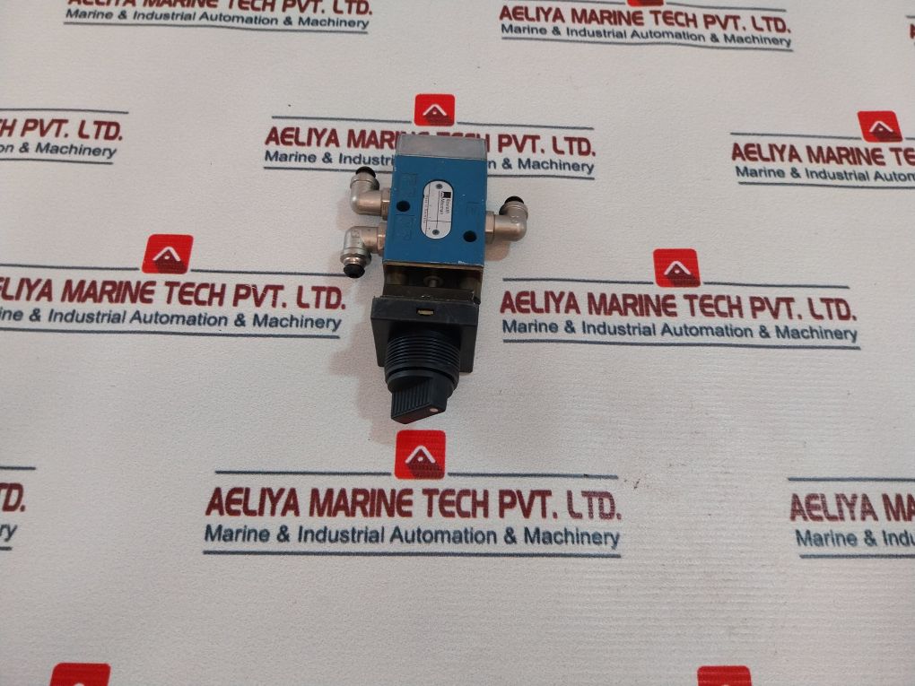 Rexroth 563 070 010 0 Pneumatic Manual Control Valve 