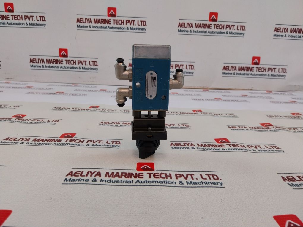 Rexroth 563 070 010 0 Pneumatic Manual Control Valve 