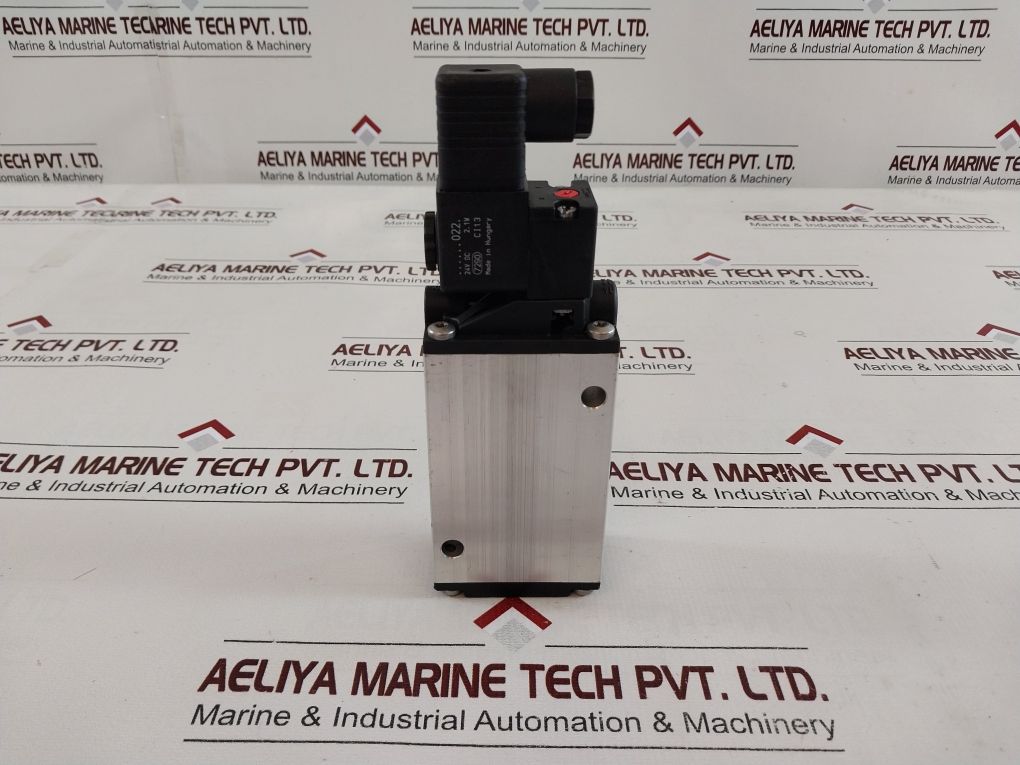 Rexroth 5724550220 Directional Control Valve