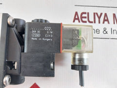 Rexroth/Bosch 5724550220 Directional Control Valve