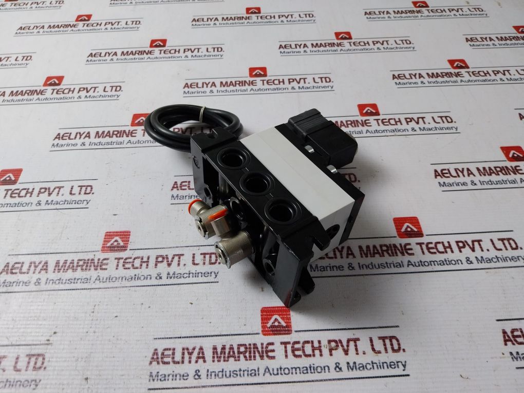 Rexroth 5802720000 Pneumatic Solenoid Valve 5812110100