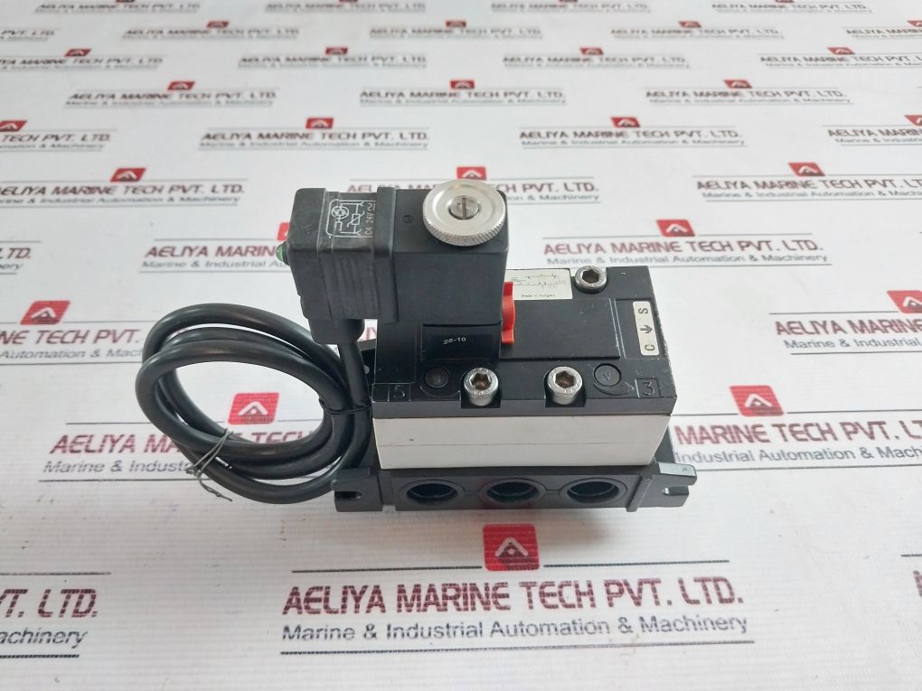 Rexroth 5811151130 Directional Pneumatic Valve
