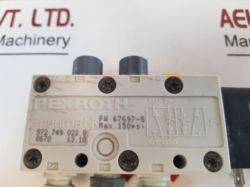 Rexroth 67697-5 Pneumatic Valve
