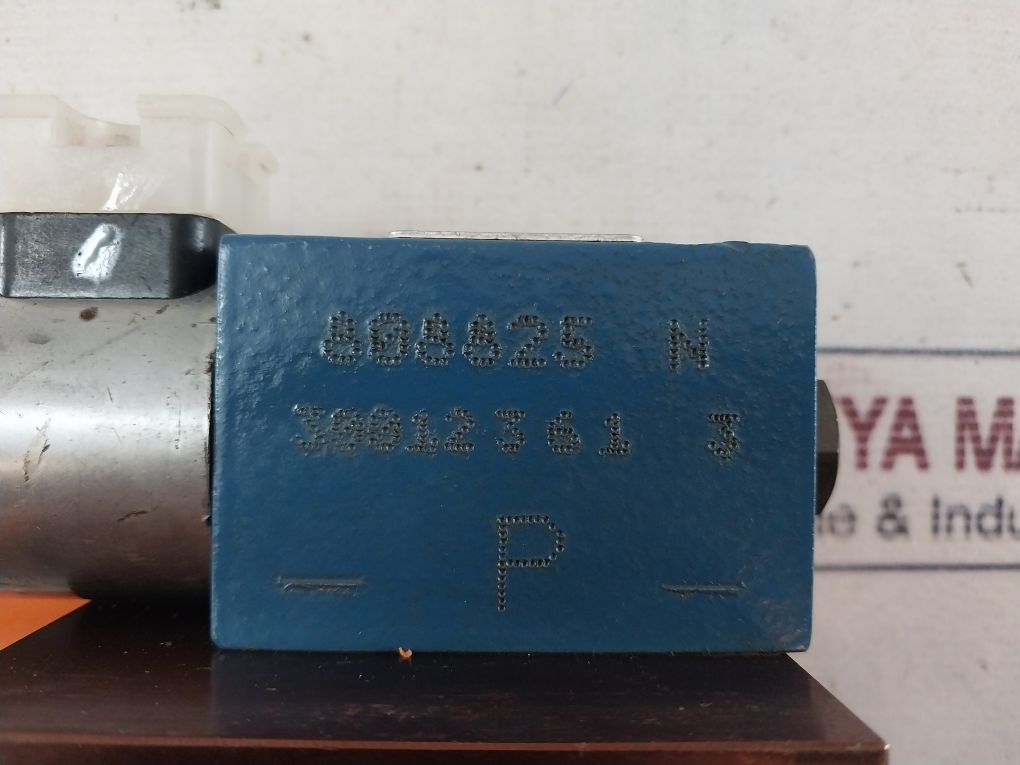 Rexroth Db3U 20 D2-53/100Y6Eg24N9K4 Two-stage Control Valve