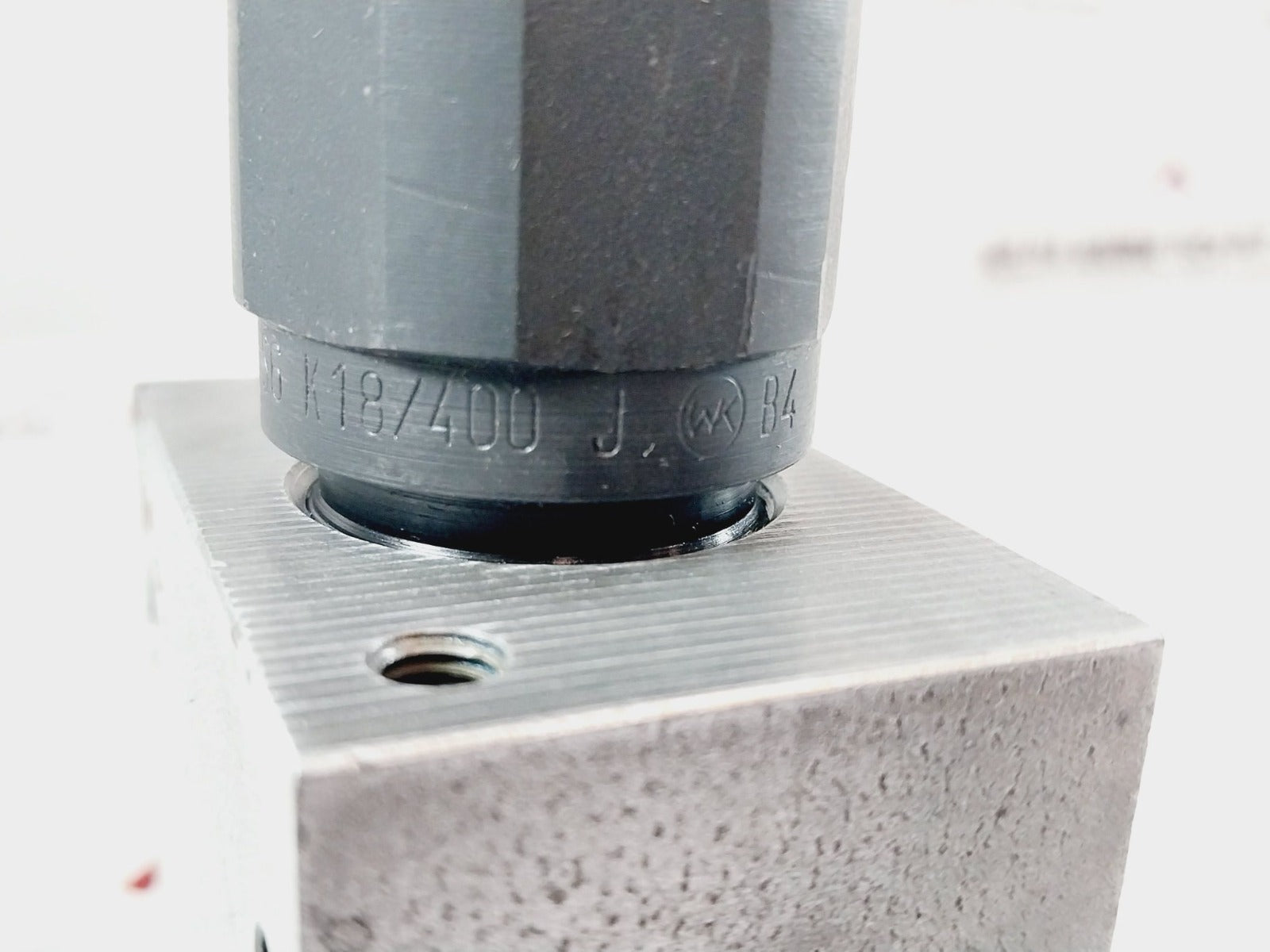 Rexroth Hydraulics Dbds 6 G18/400J Pressure Relief Valve