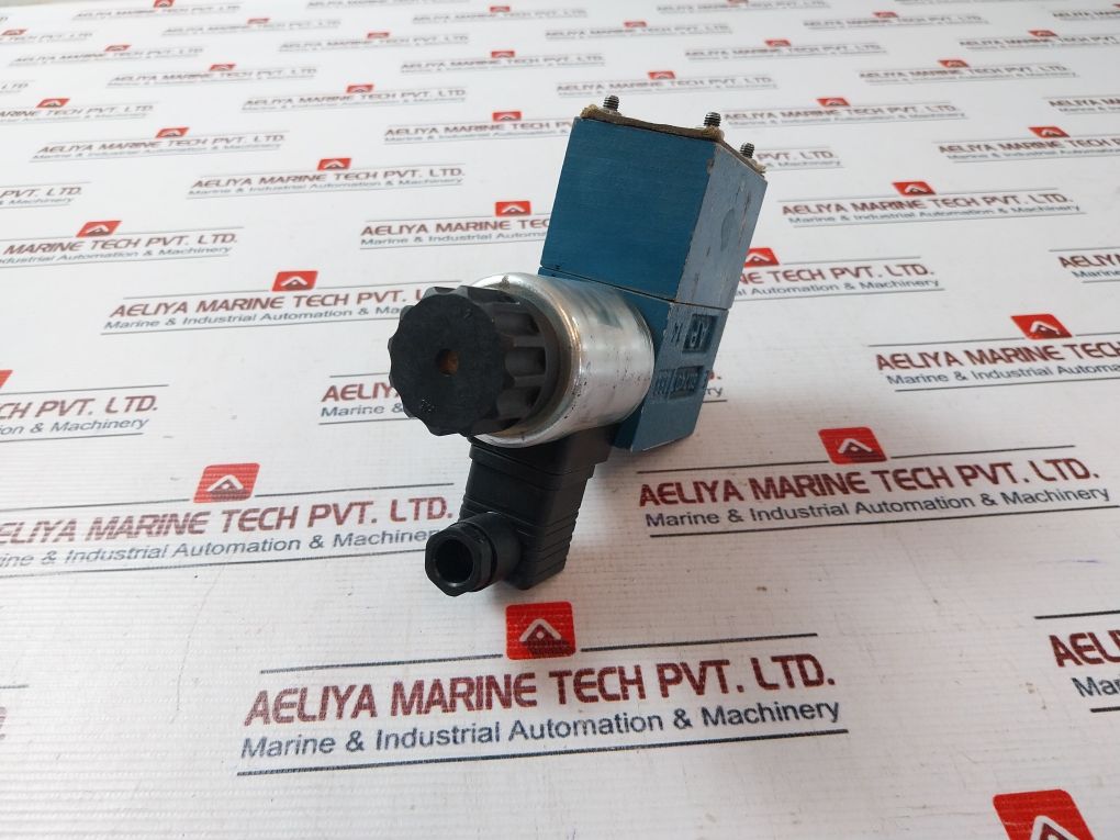 Rexroth M-4 Sed 6 Y13/350 C Hydraulic Solenoid Valve