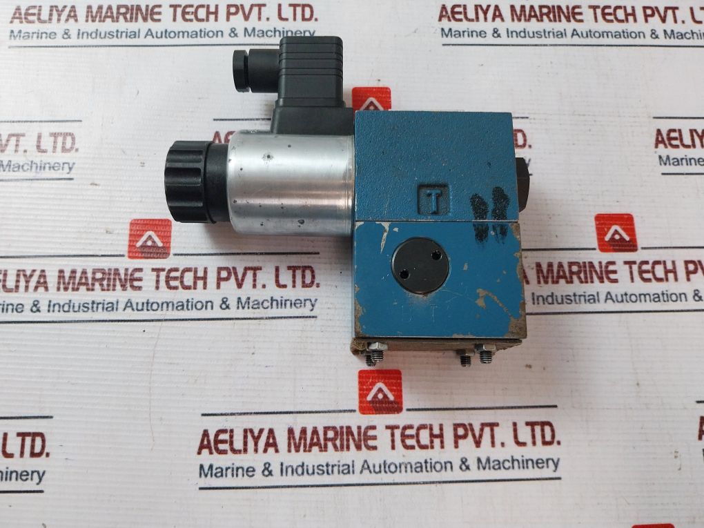 Rexroth M-4 Sed 6 Y13/350 C Hydraulic Solenoid Valve