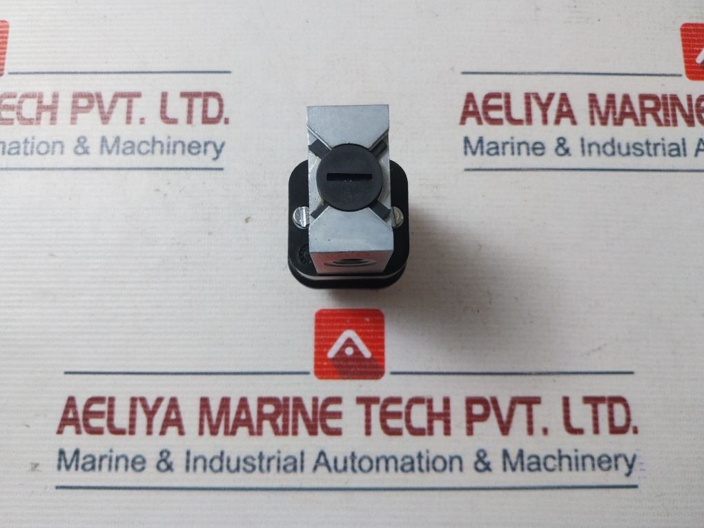 Rexroth Mecman 563 020 1240 Directional Control Valve