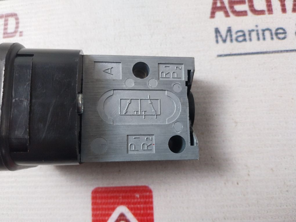 Rexroth Mecman 563 020 1240 Directional Control Valve