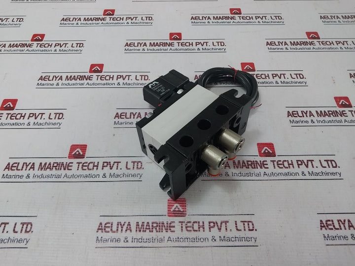 Rexroth Mecman R401001276 Pneumatic Directional Valve 24V Dc 5W