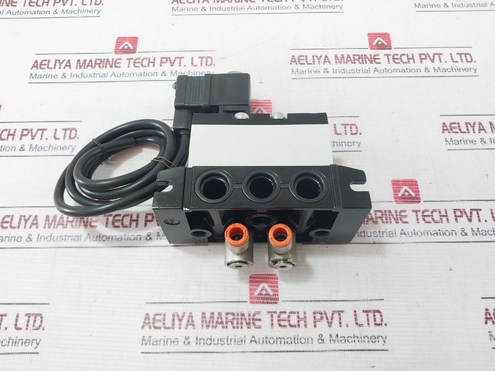 Rexroth Mecman R401001276 Pneumatic Directional Valve 5802720000 24V Dc