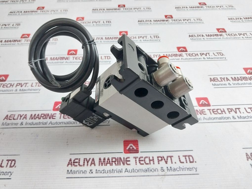 Rexroth R401001276 Control Hydraulic Valve 5812010000