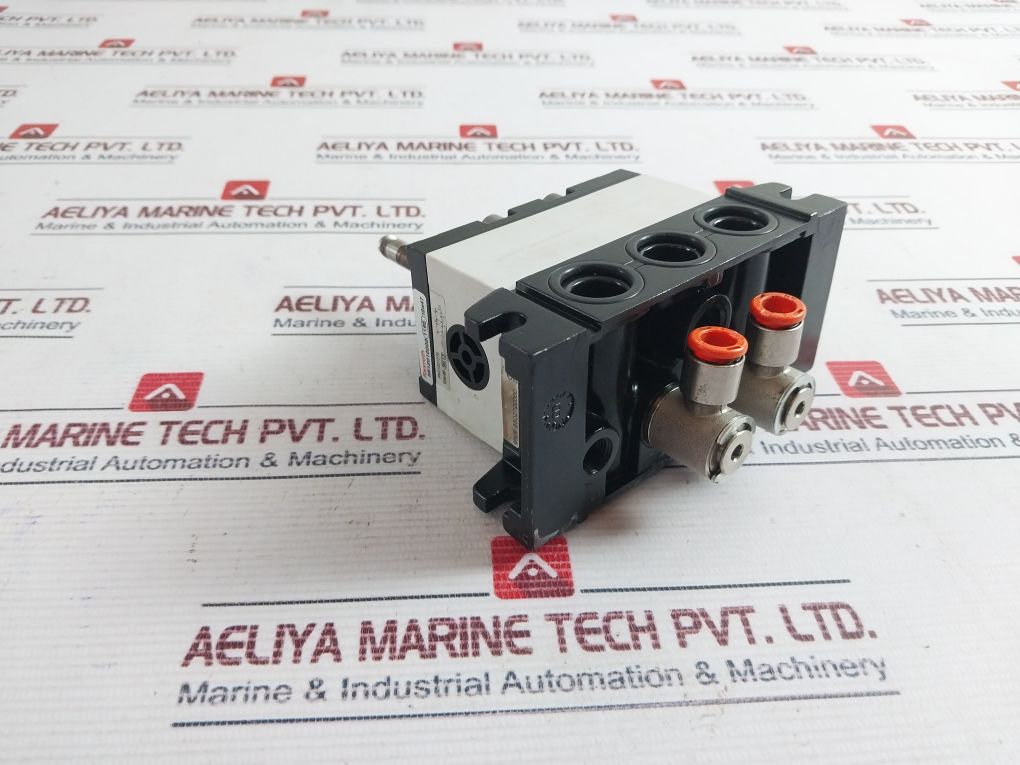 Rexroth R401001276 Pneumatic Directional Valve