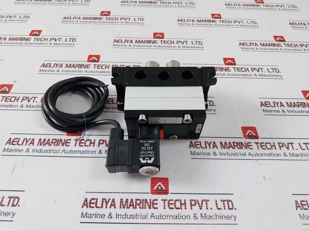 Rexroth R401001276 Pneumatic Directional Valve 04983-175-02