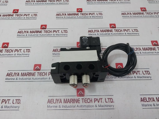 Rexroth R401001276 Pneumatic Directional Valve 580272000