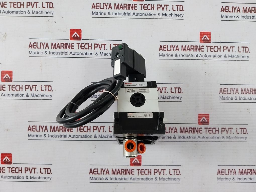 Rexroth R401001276 Pneumatic Directional Valve 5812010000
