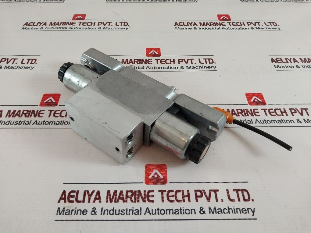 Rexroth R414000786 Pneumatic Valve 24V Dc 4-20Ma