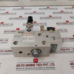 Rexroth R417000844 Valve