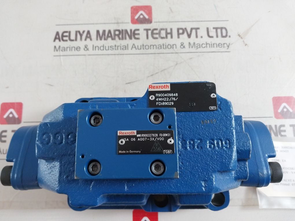 Rexroth R900327928 With R900409848 Valve