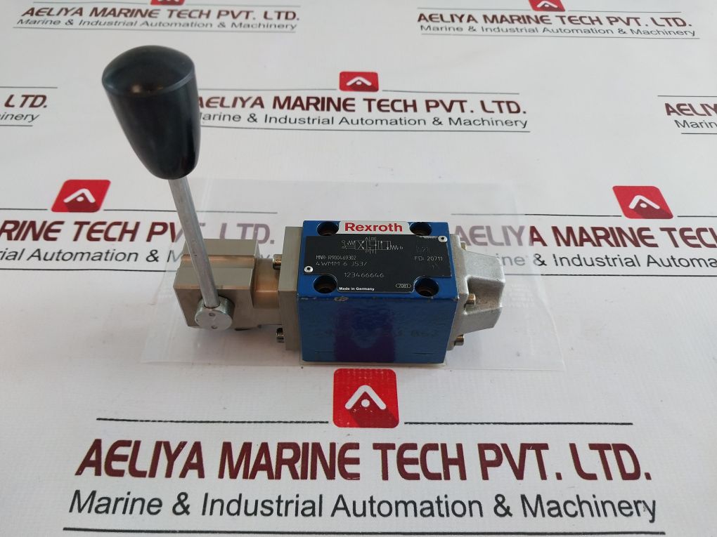 Rexroth R900469302 Directional Control Valve 4Wmm 6 J53