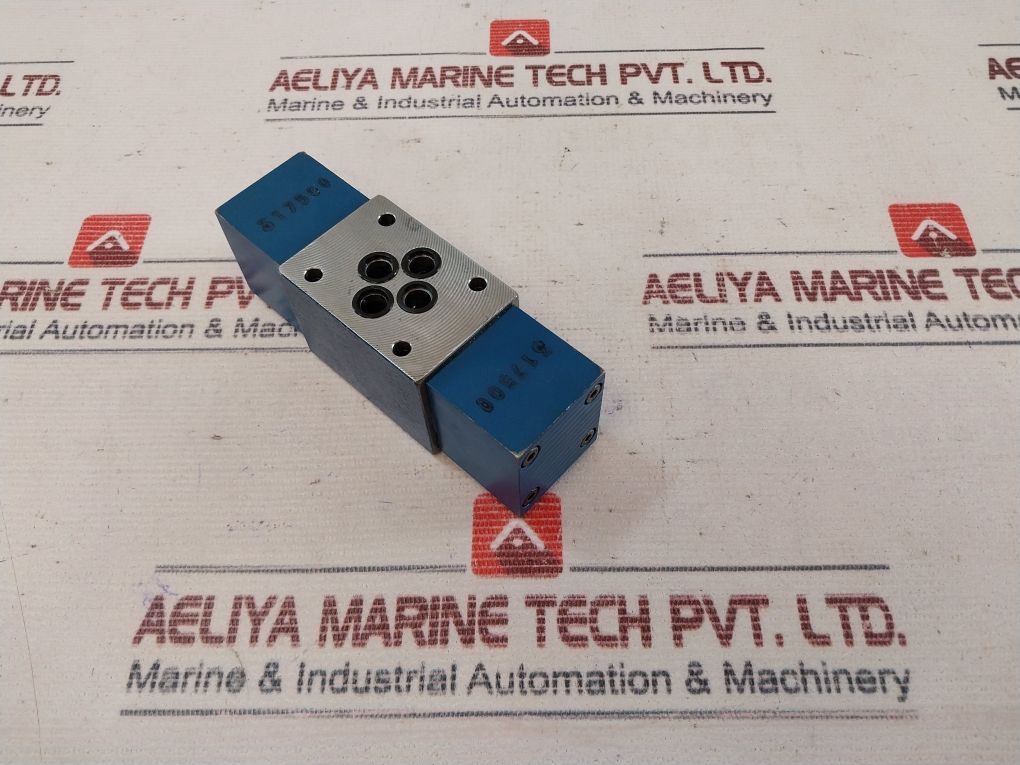 Rexroth R900475893 Directional Valve