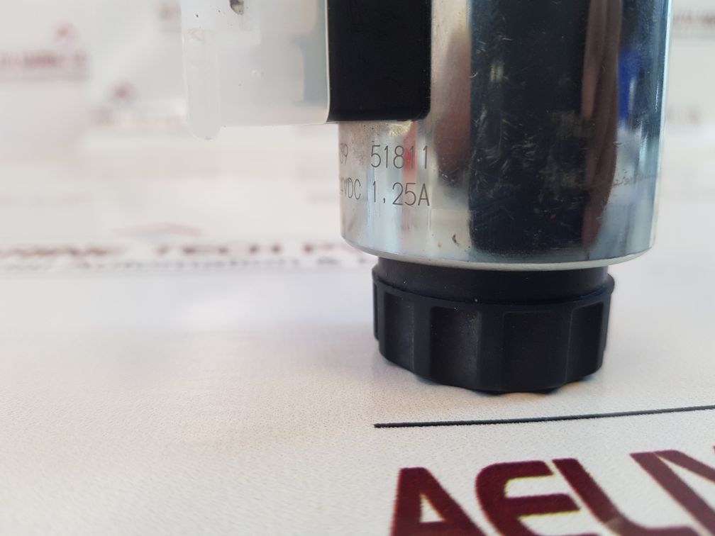 Rexroth R900561274 Directional Control Valve 4 We 6 D62Eg24N9K4 Free Shipping