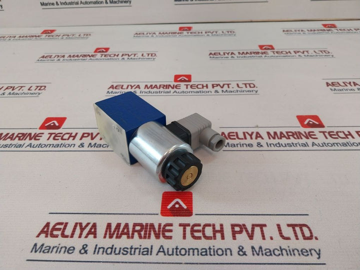 Rexroth R900561276 Directional Control Valve 4We 6 Y62/Eg24N9K4