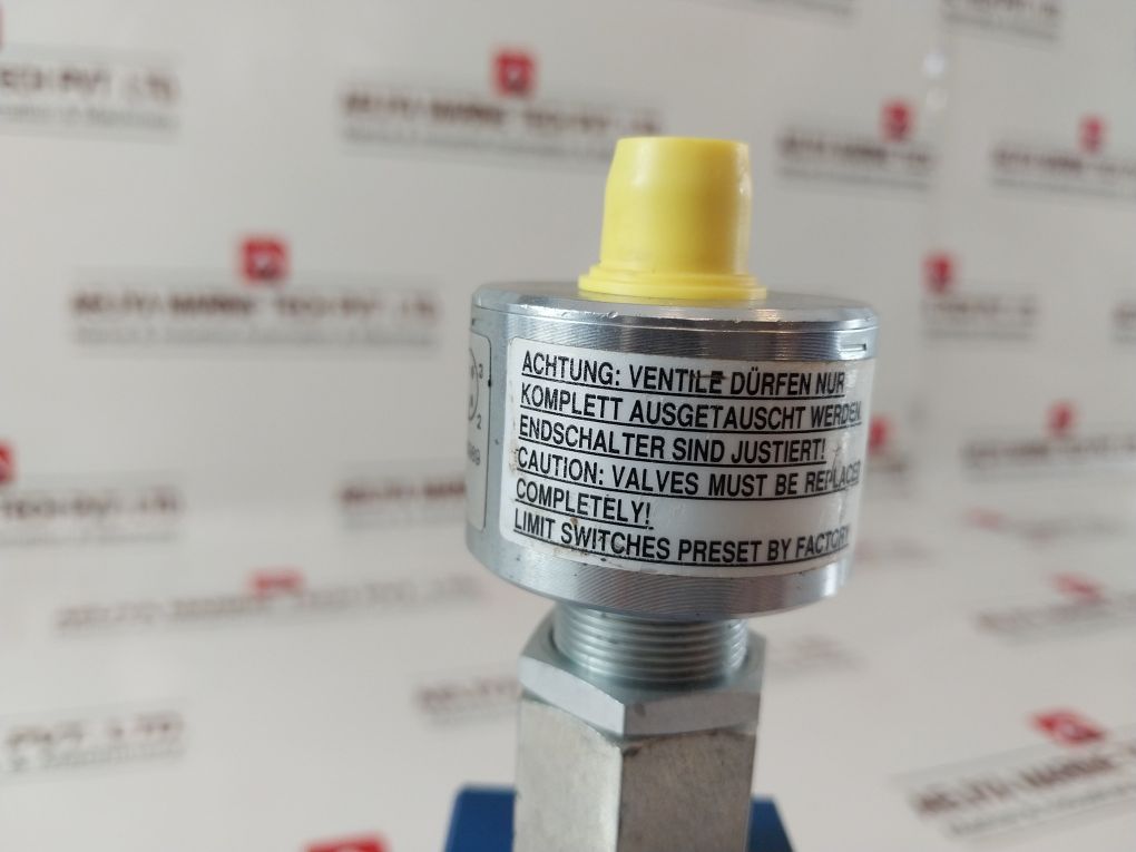 Rexroth R900913477 4We 6 D62/Eg24N9K4Qmag24 Hydraulic Directional Valve