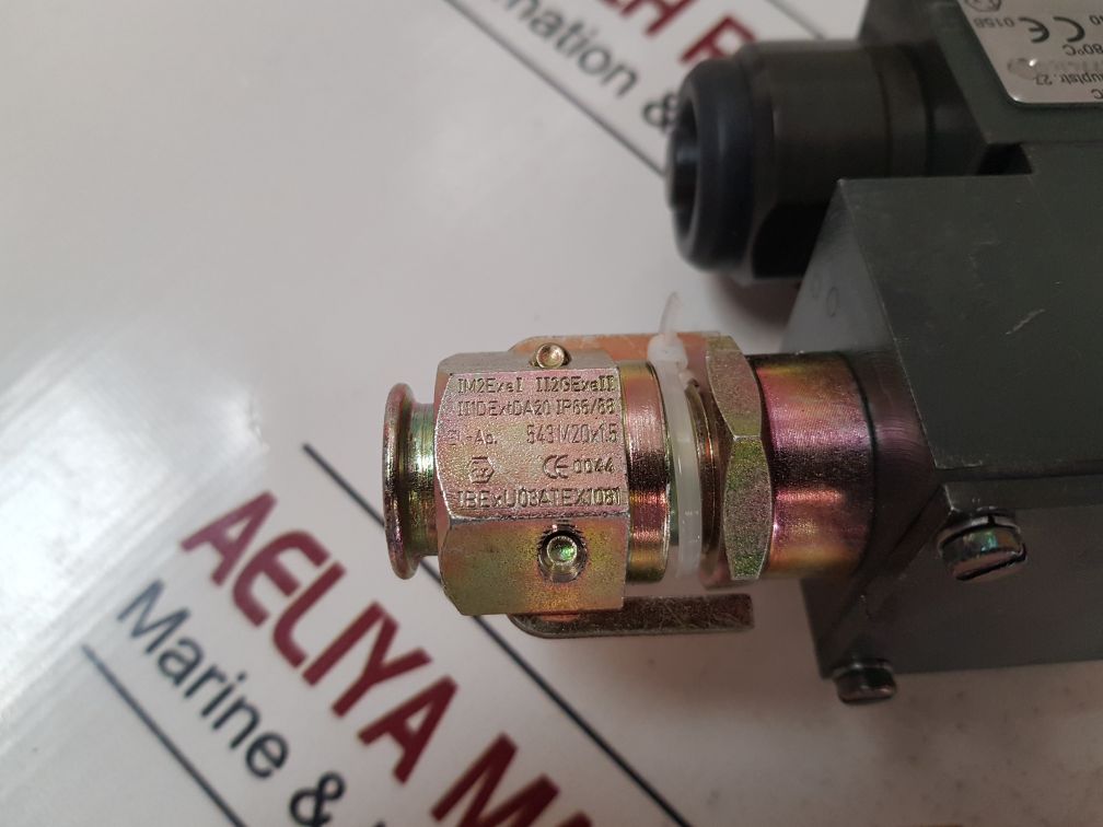 Rexroth R901021443 Hydraulic Valve With Gz45-2 Xe