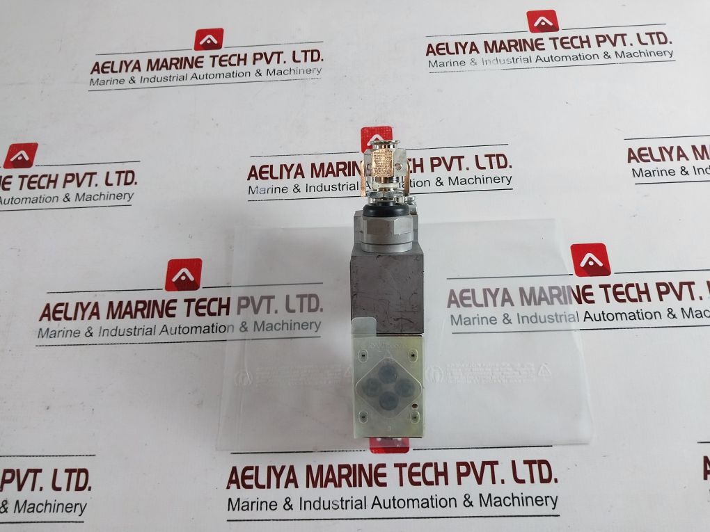 Rexroth R901035957 Directional Valve 4 We 6 C61/Eg24Nxez2