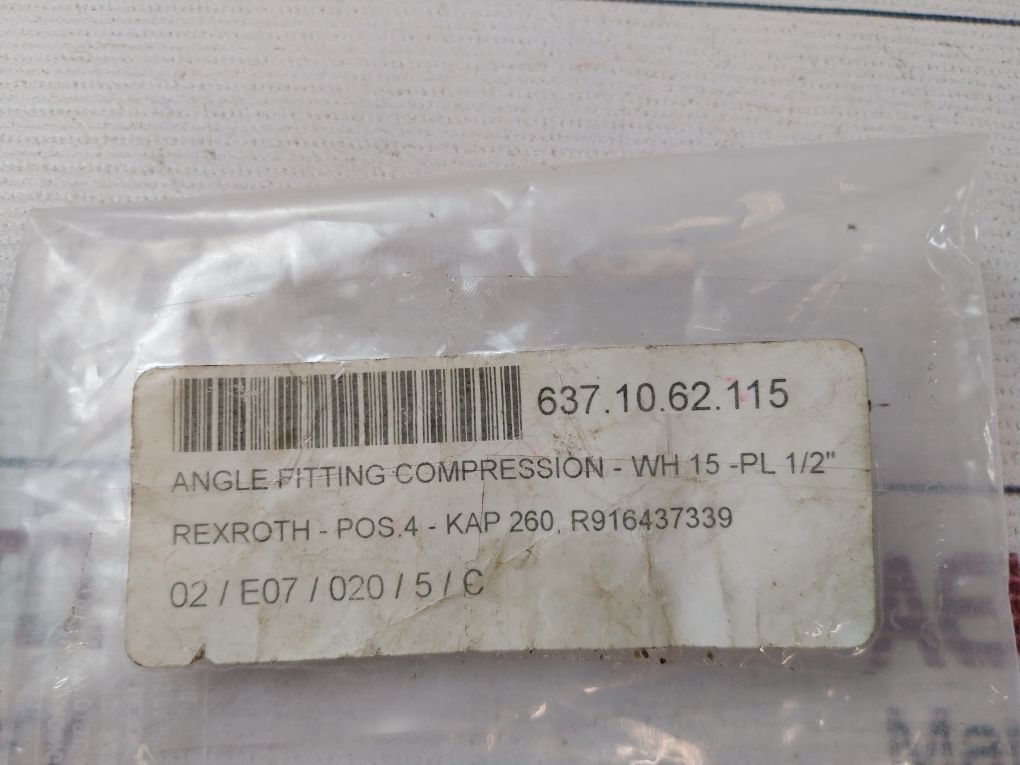Rexroth R916437339 Angle Fitting Compression